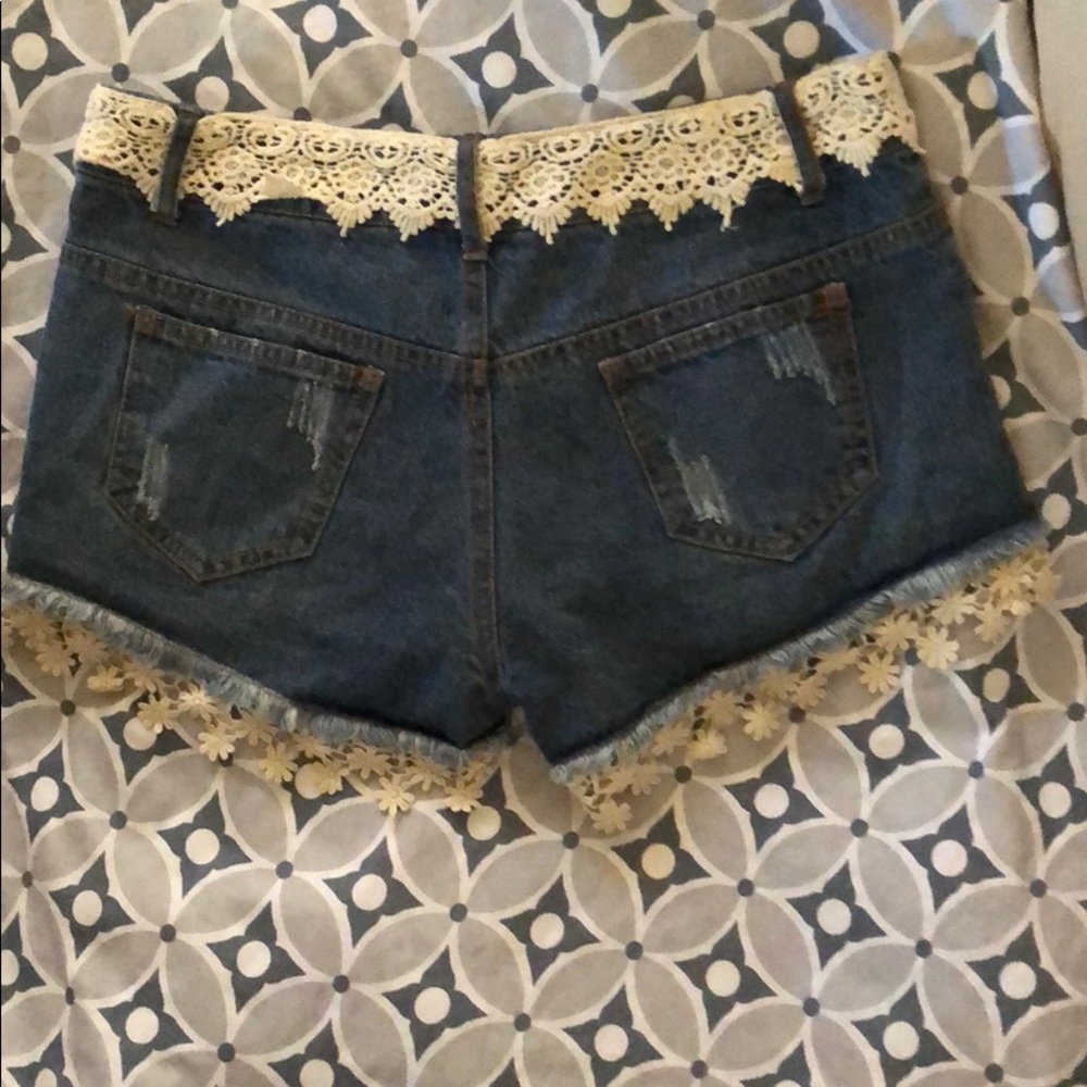 Denim shorts - Picture 2 of 2